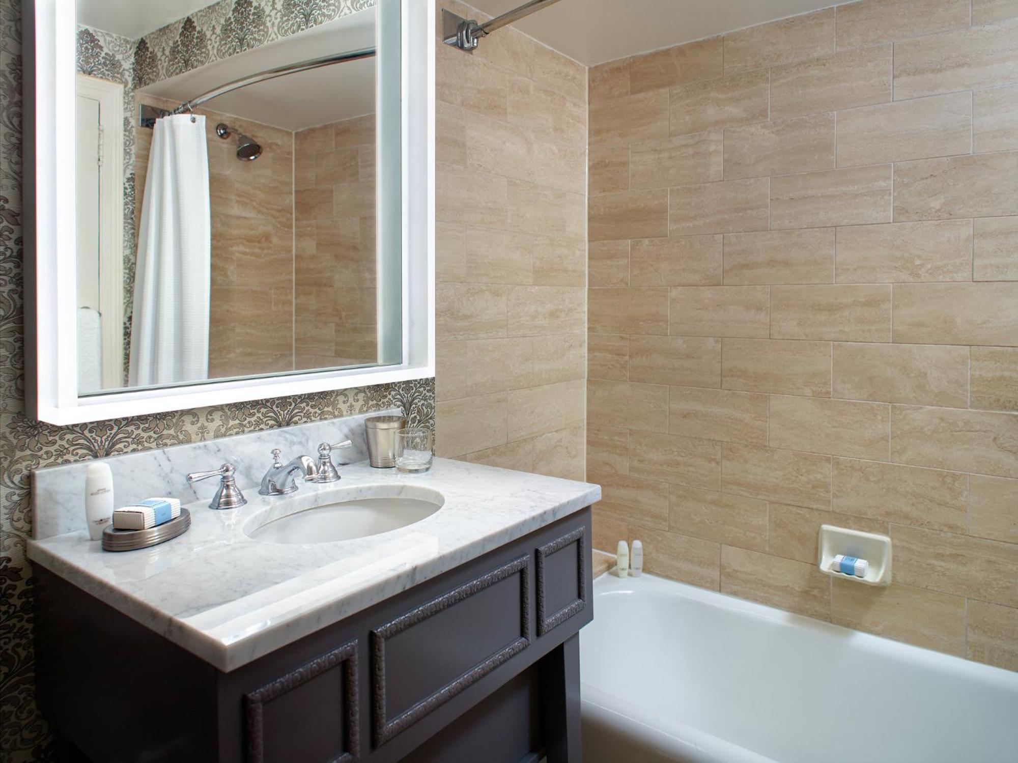 Premier Room - 2 Queen Beds,1275511726:JPEG