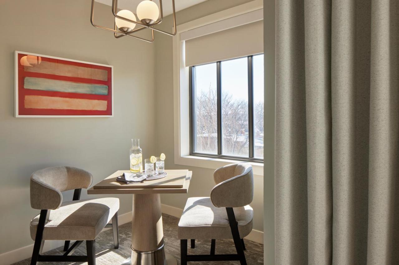 Superior 2 Bed Suite Full Kitchen,1366134392:JPEG