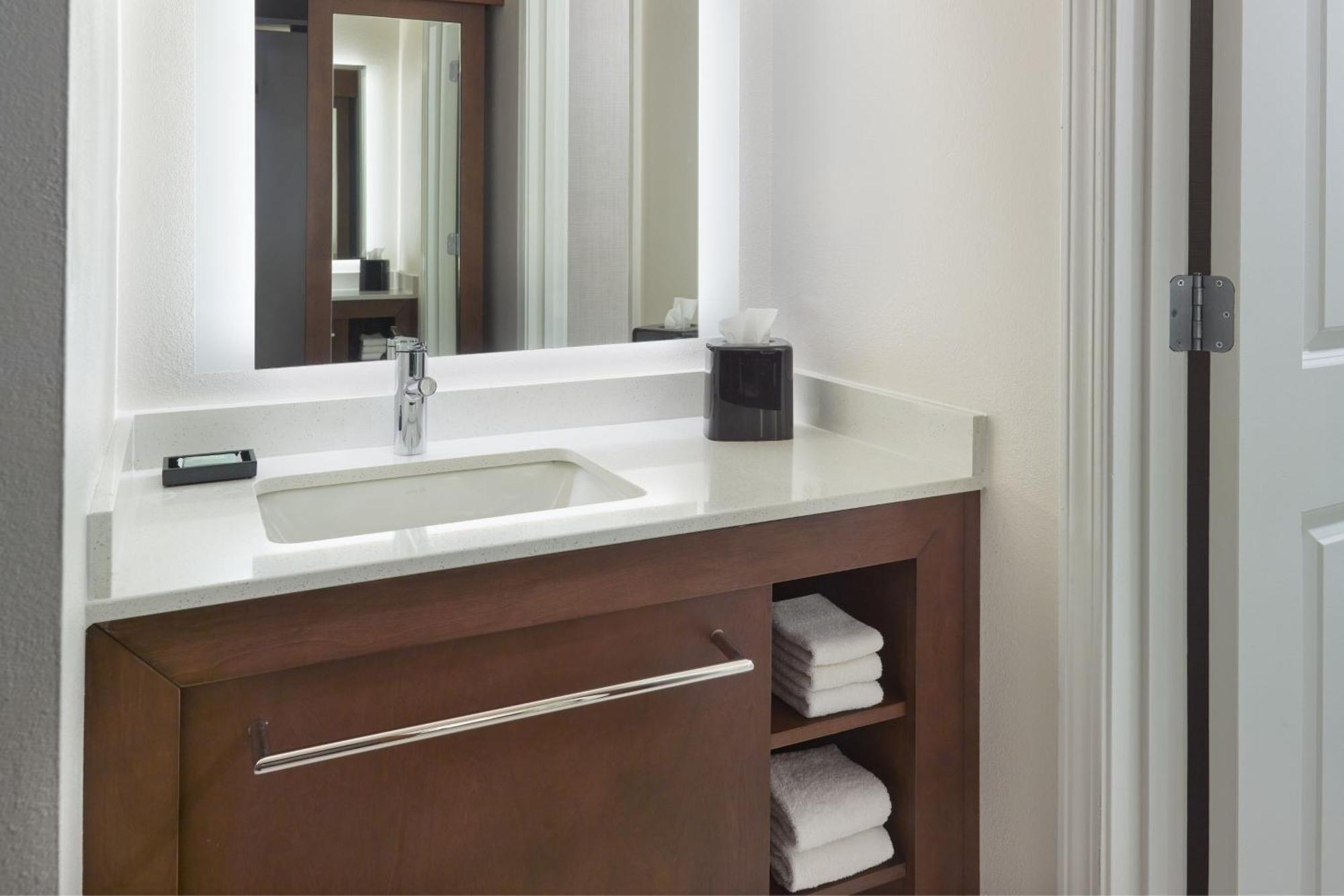 Large Queen Studio with Sofa Bed,1606052861:JPEG