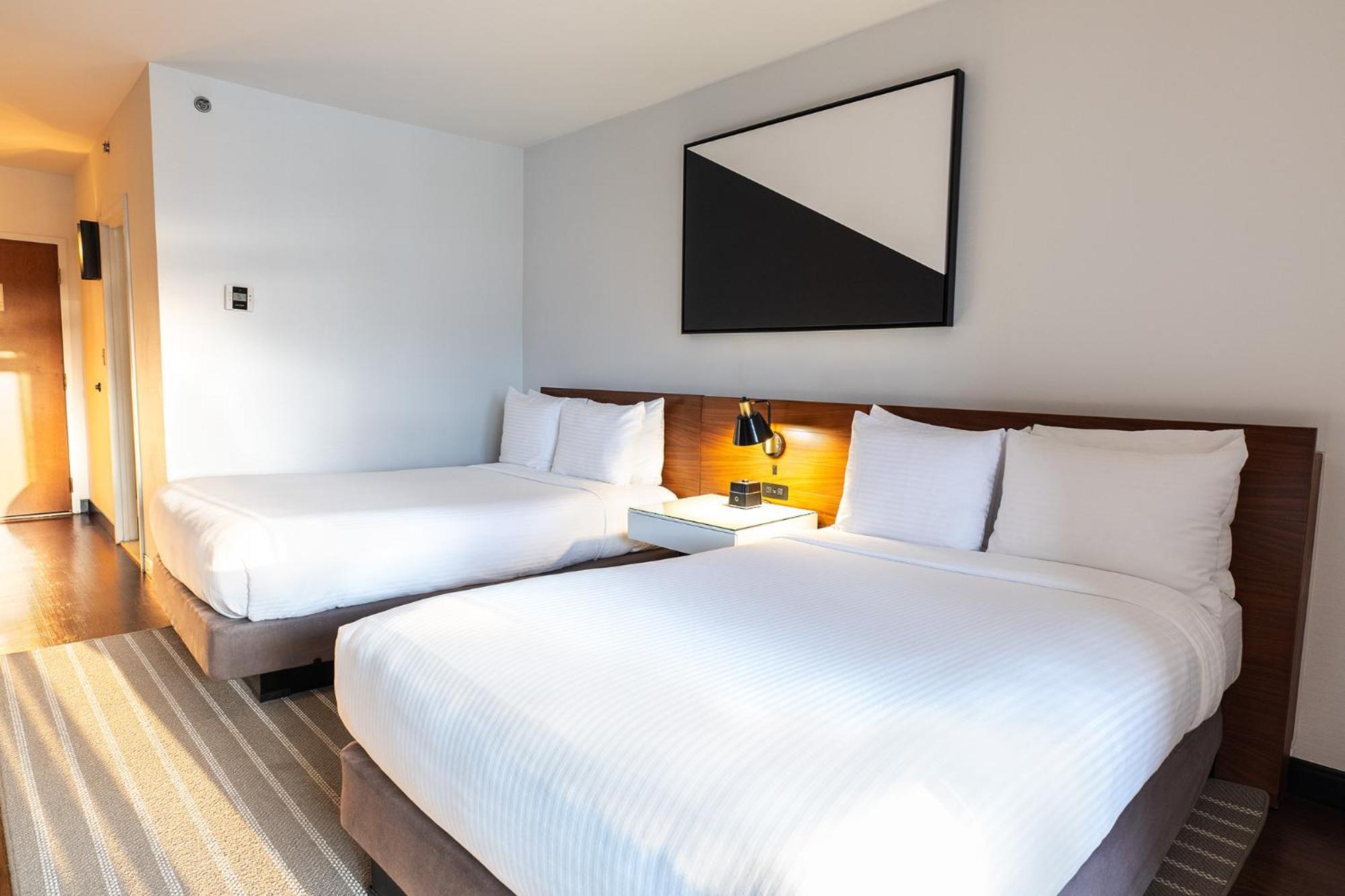 Premier Double Studio,1706780464:JPEG