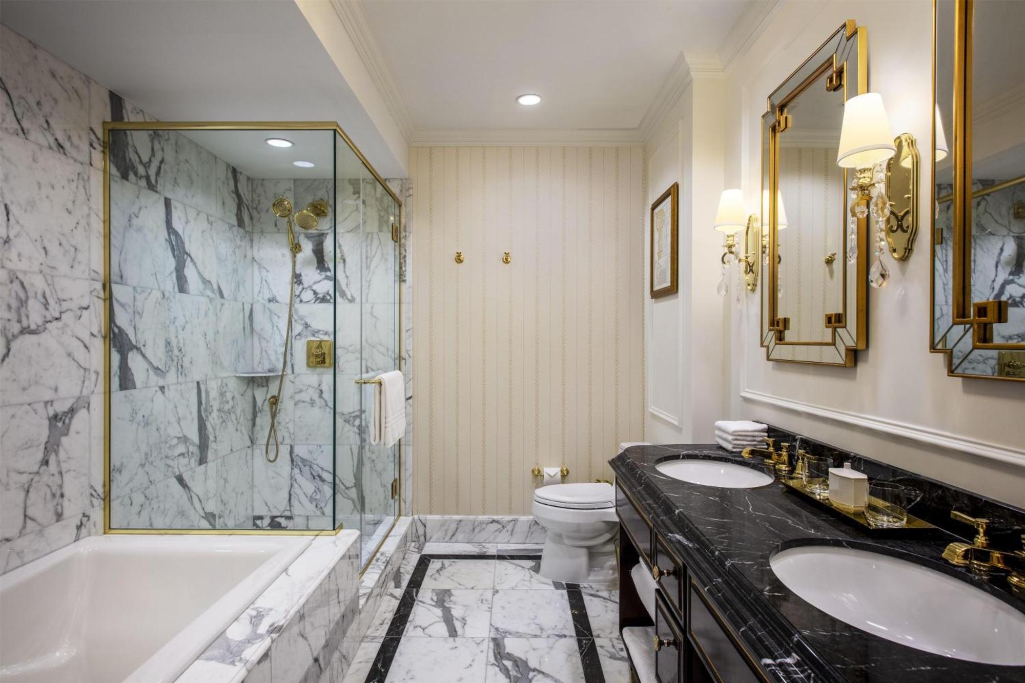 Premium King Room