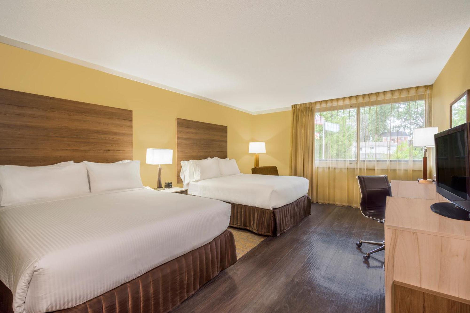 Chambre avec Lit King-Size et Lit Queen-Size - Non-Fumeurs