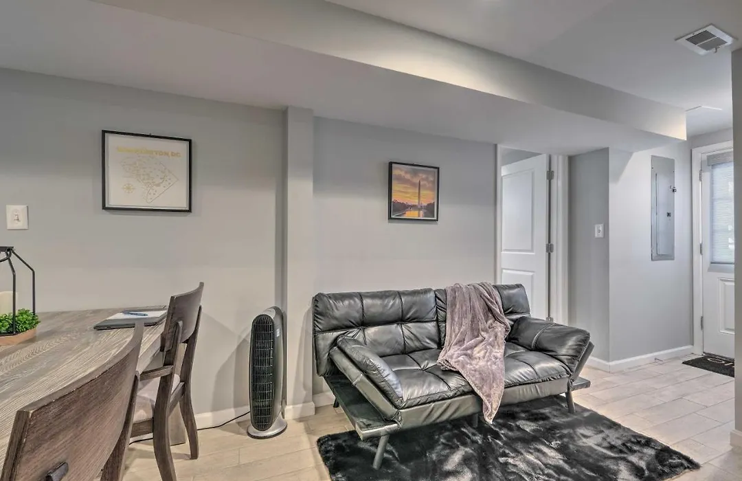 6 Mi To National Mall: Modern Dc Apartment!-1