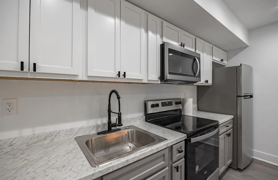 Modern Lux 1 Bedroom 2 Bed Condo-1