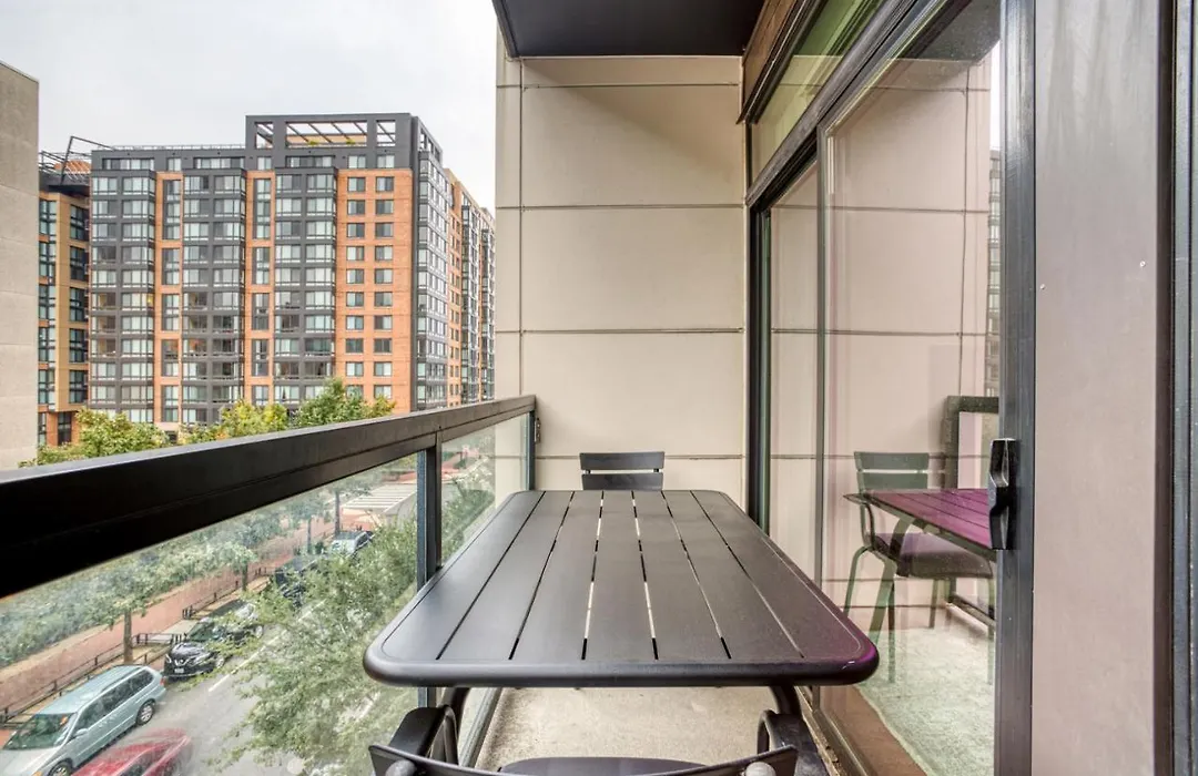 Mt Vernon 1Br W Gym Wd Roof Nr Metro Wdc-335-1