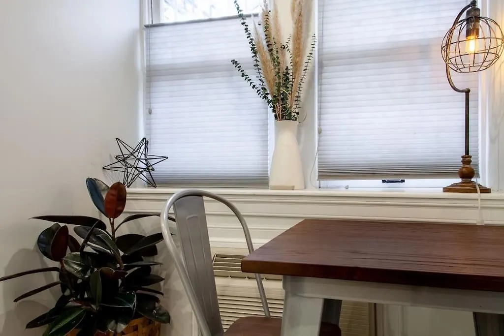 Cozy Studio Near U St & Dupont Circle Appartamento-1