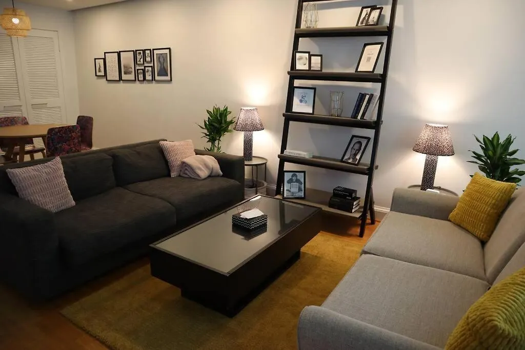 3-Bedroom House With Cute Patio Explore Dc On Foot-1