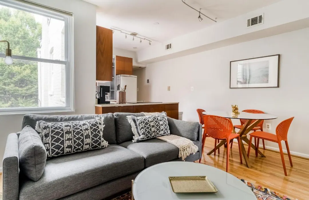 Sweet 1 Bedroom Apartment In Shaw Balcony Parking-1