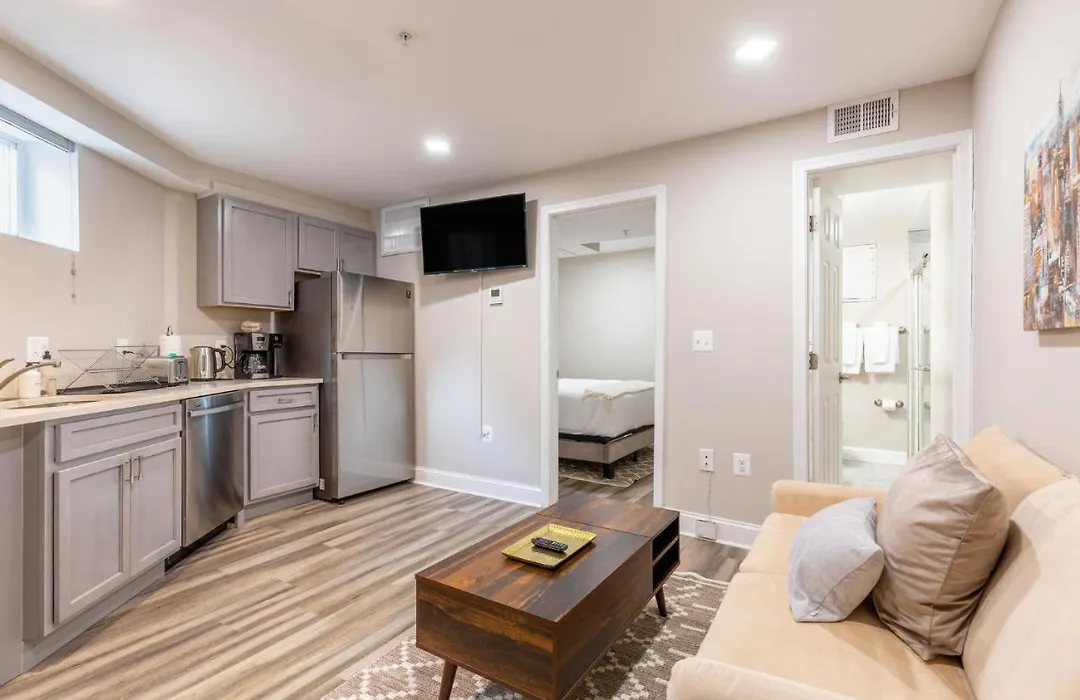 Updated 1Br Apartment In Capitol Hill-1