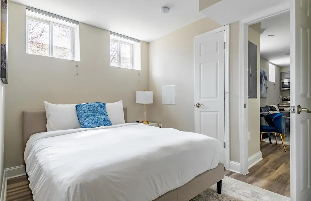 1 Bedroom Apartment In Washington Pets Ok-1