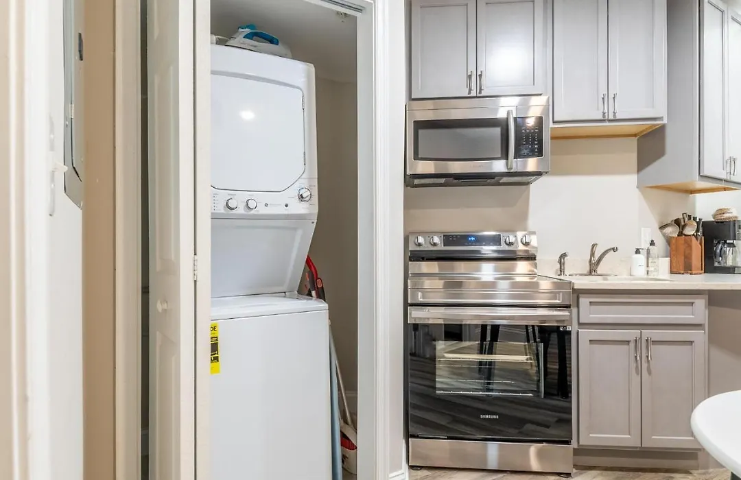 2 Bedroom Place In Washington W Office Nook-1