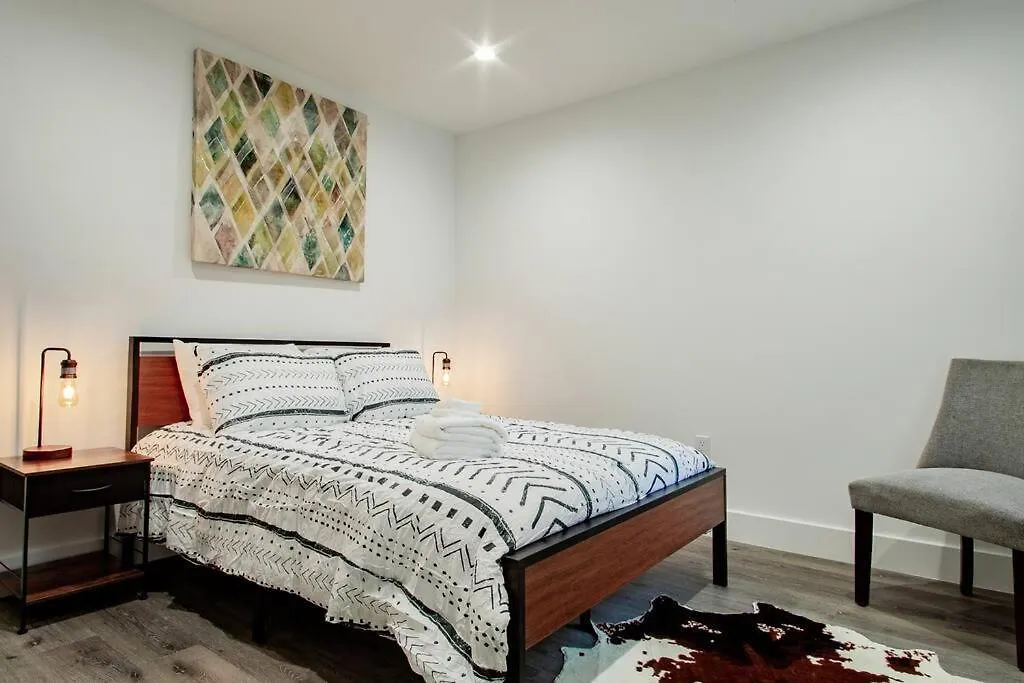 3-Blocks To H St Corridor Spacious 2-Br 2-Bath-1
