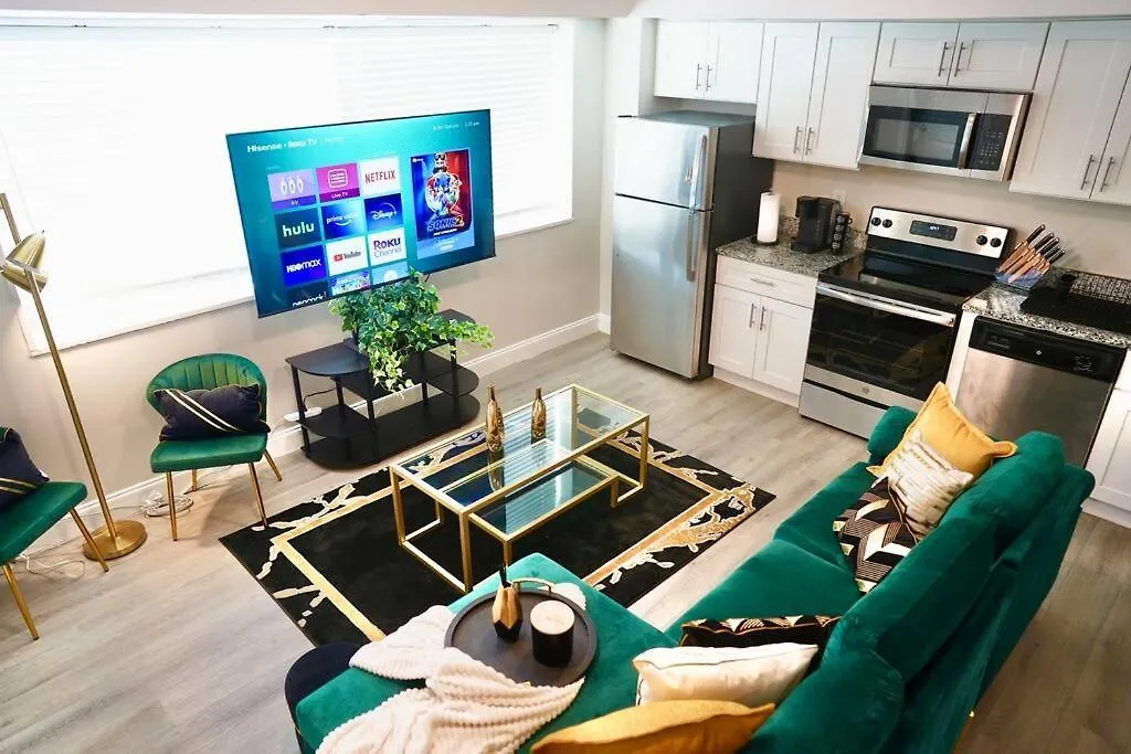 Modern 2Br/2Bth Apt With Free Parking Fast Wi-Fi-1