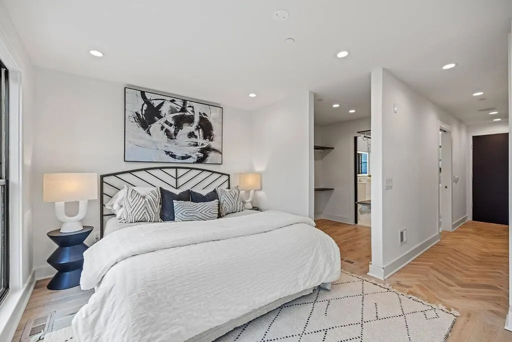 Logan Circle Penthouse And Rooftop Unit A-1