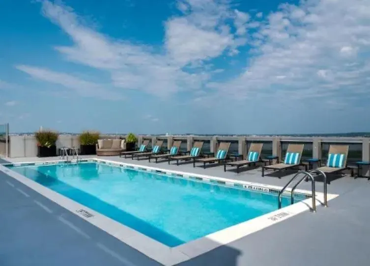 Two Bedroom Fully Furnished Apartment Near Waterfront Apts-1