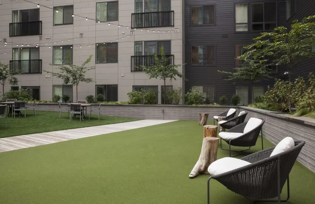 H St 1Br W Pool Gym Wd Steps From Wf Wdc-317-1