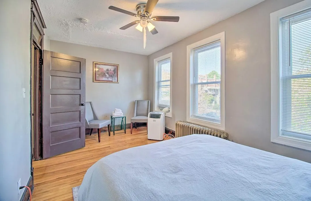 4Br+Parking Central Townhouse Walk To Metro&Shops-1