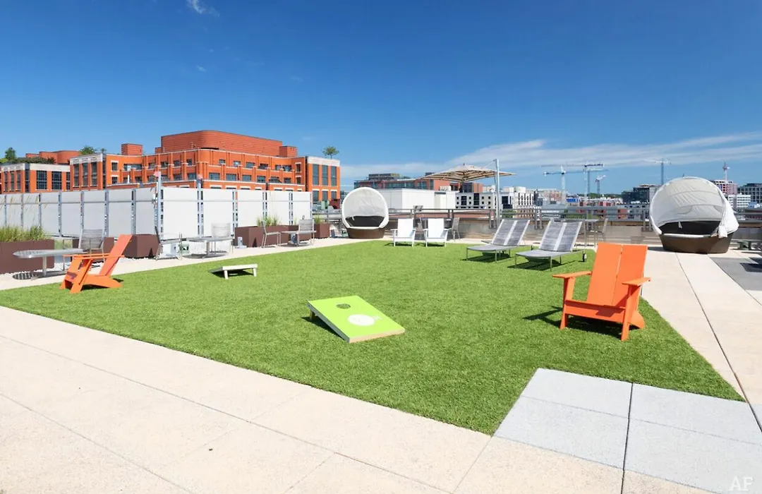 H St 1Br W Rooftop Pool Gym Nr Metro Wdc-512-1
