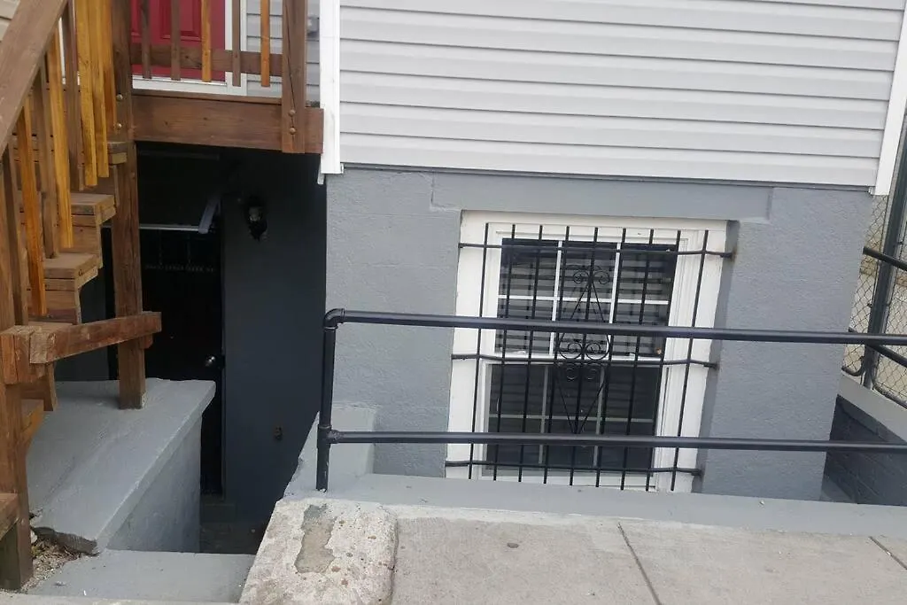 Beautiful New 4 Bedroom 3 Bath Family Home Or 1 Bedroom Apt Nr Howard U Downtown Nw Dc-1