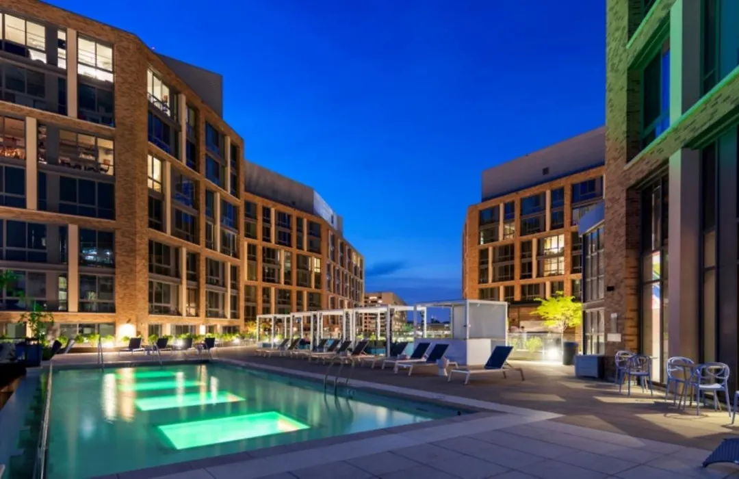 Global Luxury Suites At The Wharf-1