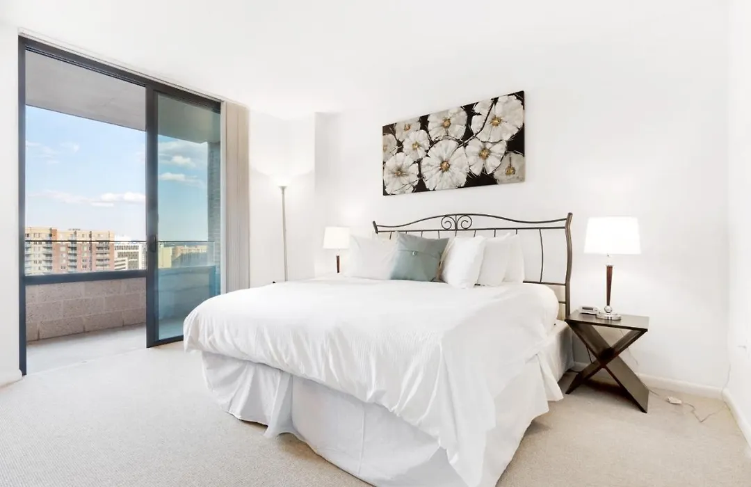 Global Luxury Suites At The Convention Center-1