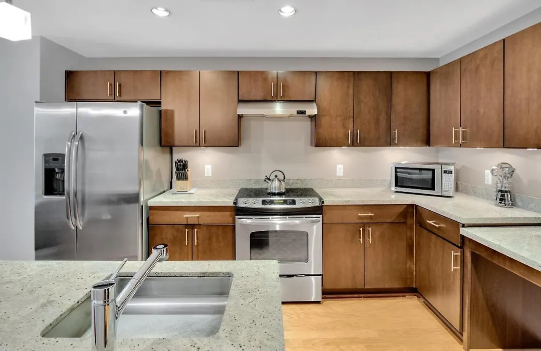 Global Luxury Suites At Foggy Bottom-1