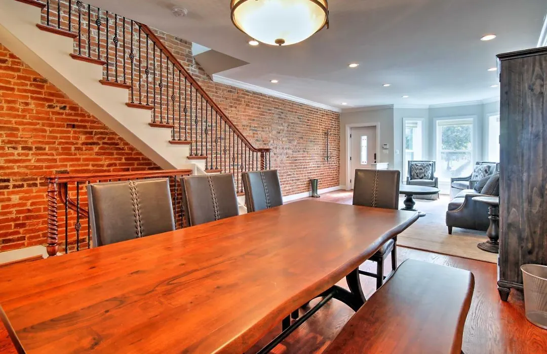 Peggys Place D C Home With Deck Near Downtown!-1