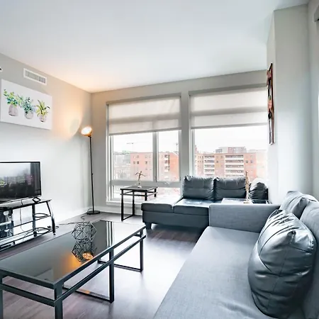 One Bedroom Apartment Near Waterfront In A Brand New Building Apts-3