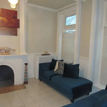 Federal Style Rowhome-3