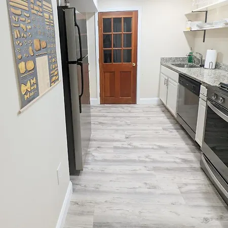 Petworth Perfect 1Br Private Paradise-3