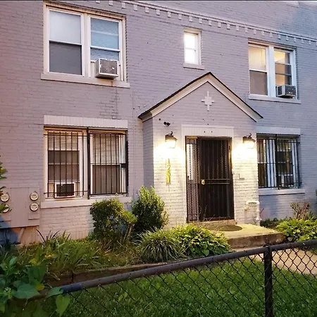 Dc Home Stays Trinidad/Ivy City-3