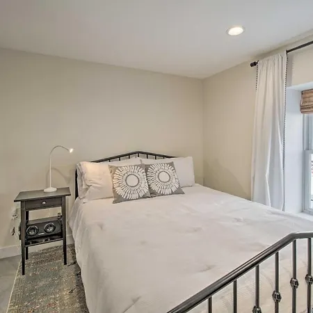 Contemporary Dc Condo With Central Location!-2