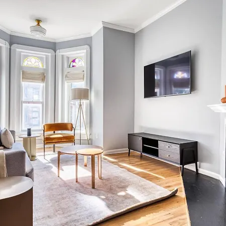 Dupont 2Br W Patio Wd Nr Nightlife Wdc-340-2