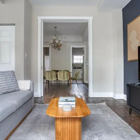 Noma 4Br W Backyard Wd Nr Shops Dining Wdc-667-3