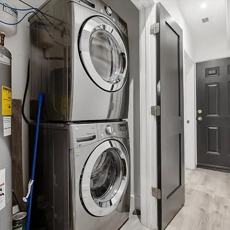 Classy Ledroit Park Oasis 2-Br Close To Metro-2