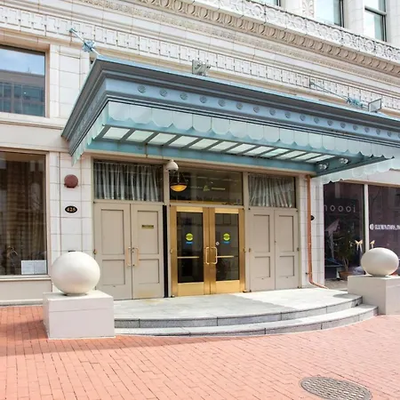 2Br In Penn Quarter W Pool Garden Nr Metro Wdc-245-2