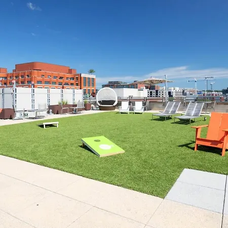 H St 1Br W Wd Gym Nr Union Station Wdc-419-3