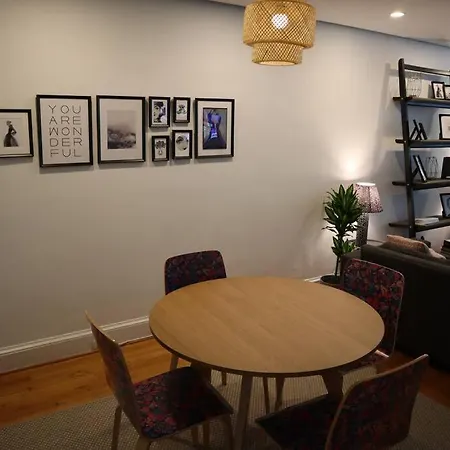 3-Bedroom House With Cute Patio Explore Dc On Foot-3