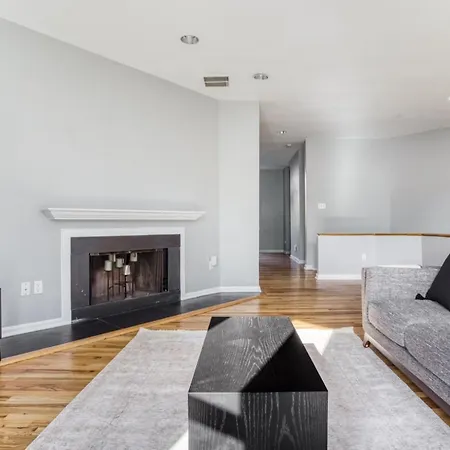 Dupont 2Br W Patio Wd Nr Nightlife Wdc-341-2