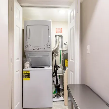 Updated 1Br Apartment In Capitol Hill-3