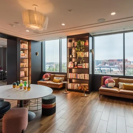 Stunning 1 Bedroom In South Capitol Near Metro-2
