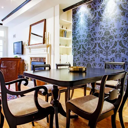 Heart Of Capitol Hill Row House Luxury & Location-3
