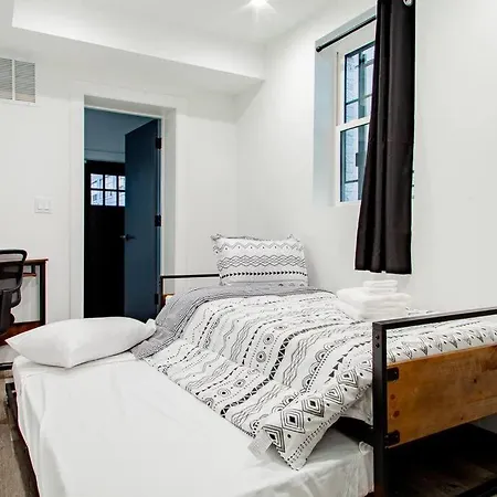 Roomy 2-Br 2-Bath 3-Blocks To H St Corridor-3