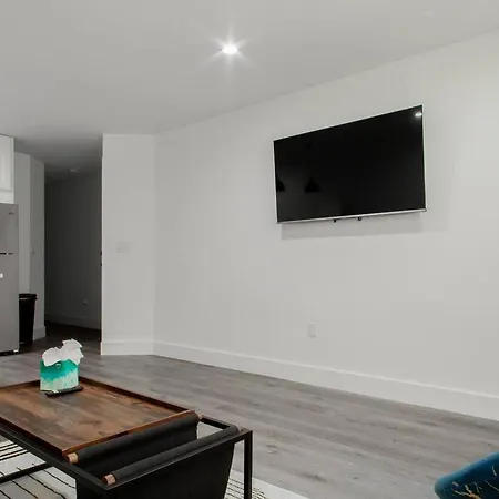 3-Blocks To H St Corridor Spacious 2-Br 2-Bath-3