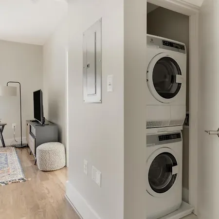 Cleveland Park 2Br Apt With Amenities-2