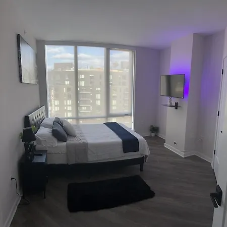 Luxury 2 Bedroom Condo With Gorgeous City View Of Dc-2
