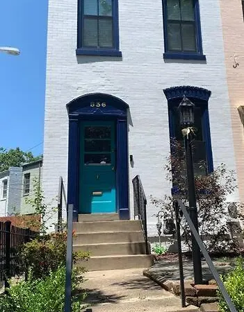 Foggybottom Historic House!-2