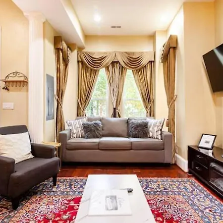 Persian Paradise Luxury With Private Parking-3