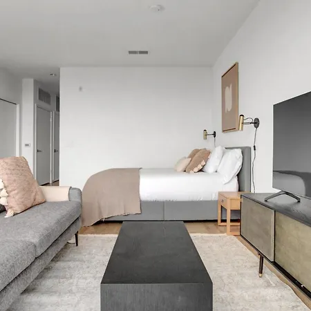 Shaw Studio W Gym Wd Nr Metro U St Bars Wdc-351-2