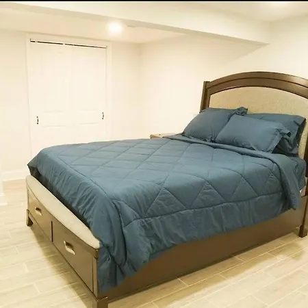 1 Bed 1 Bath Suite-3